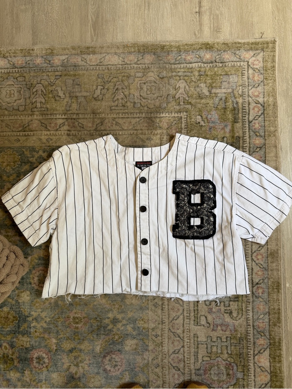 Striped Cropped Baseball Tee with B Applique - White/Black